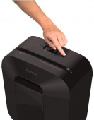 Шредер Fellowes PowerShred LX25 черный (секр.P-4) перекрестный 6лист. 11.5лтр. скрепки скобы пл.карты от магазина РЭССИ