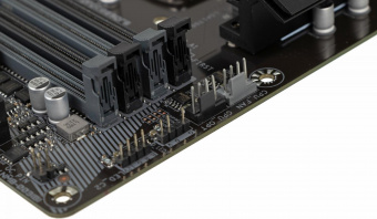 Материнская плата Gigabyte Z690 UD DDR4 Soc-1700 Intel Z690 4xDDR4 ATX AC`97 8ch(7.1) 2.5Gg RAID+HDMI+DP от магазина РЭССИ