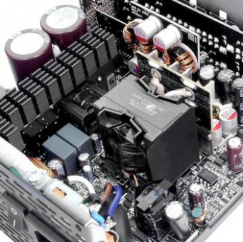 Блок питания Thermaltake ATX 850W Toughpower iRGB Plus 80+ gold (24+4+4pin) APFC 140mm fan color LED 12xSATA Cab Manag RTL от магазина РЭССИ