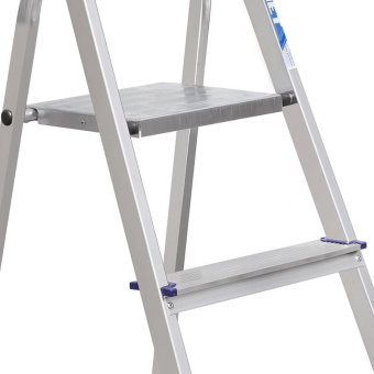 Алюминиевая стремянка. Алюмет Серия AМ704 Ам704 от магазина РЭССИ