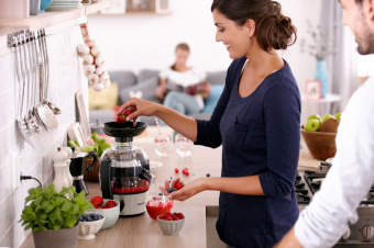 Соковыжималка центробежная Philips HR1832/00 500Вт рез.сок.:500мл. черный от магазина РЭССИ