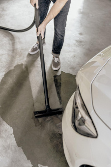 Строительный пылесос Karcher WD 2 Plus V-12/4/18 1000Вт (уборка: сухая/сбор воды) желтый от магазина РЭССИ