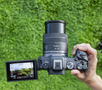 Фотоаппарат Canon EOS R8 черный 24.2Mpix 3" UHD 4K WiFi LP-E17 от магазина РЭССИ
