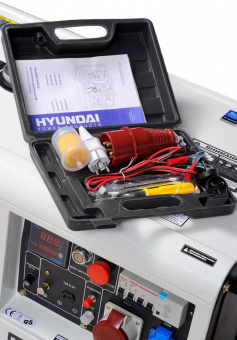 Генератор Hyundai DHY 8000SE-3 6.5кВт от магазина РЭССИ