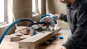 Торцовочная пила Bosch GCM 216 1300Вт 4800об/мин d=216мм от магазина РЭССИ