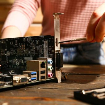 Набор отверток Deko SS83 в компл.:83 предмета жесткий кейс (065-0606) от магазина РЭССИ