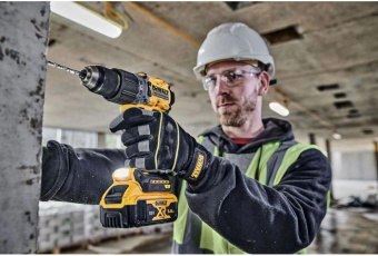 Шуруповерт DeWalt DCD805P2T-QW аккум. патрон:быстрозажимной (кейс в комплекте) от магазина РЭССИ