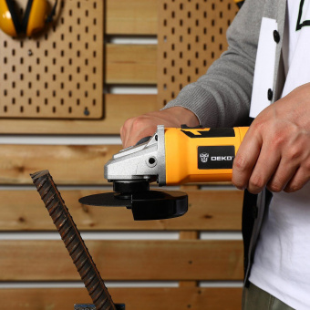 Углошлифовальная машина Deko DKAG850 + 5 discs 850Вт 11000об/мин рез.шпин.:M14 d=125мм от магазина РЭССИ