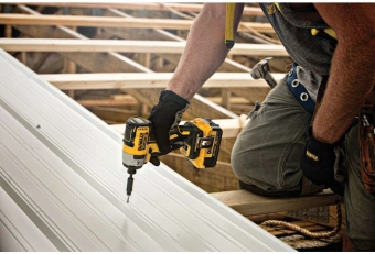 Дрель-шуруповерт DeWalt DCF887D2-QW 400Вт аккум. патрон:быстрозажимной от магазина РЭССИ