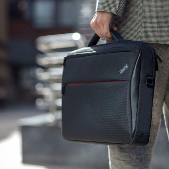 Сумка для ноутбука 15.6" Lenovo ThinkPad Professional черный нейлон (4X40Q26385) от магазина РЭССИ