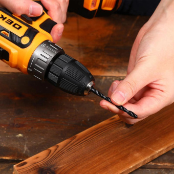 Дрель-шуруповерт Deko DKCD20FU-Li аккум. патрон:быстрозажимной (063-4149) от магазина РЭССИ