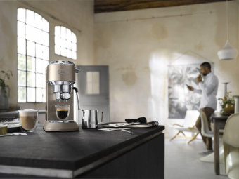 Кофеварка рожковая Delonghi Dedica Arte EC885.BG 1300Вт бежевый от магазина РЭССИ