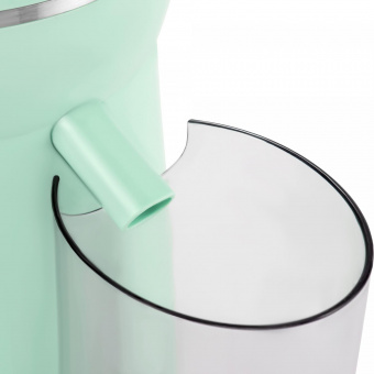 Соковыжималка центробежная Starwind SJ2326 750Вт рез.сок.:400мл. белый/белый от магазина РЭССИ