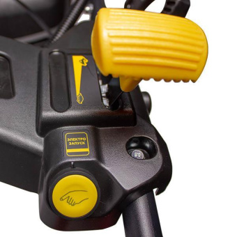 Газонокосилка роторная Champion LM5346E 4440Вт от магазина РЭССИ