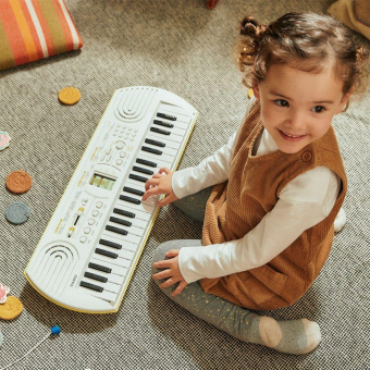 Синтезатор Casio SA-80 44клав. белый от магазина РЭССИ