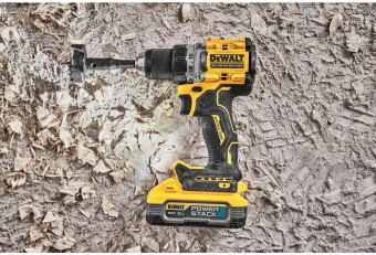 Шуруповерт DeWalt DCD800H2T-QW аккум. патрон:быстрозажимной (кейс в комплекте) от магазина РЭССИ