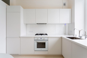 Духовой шкаф Электрический Hyundai HEO 6647 WG белый от магазина РЭССИ