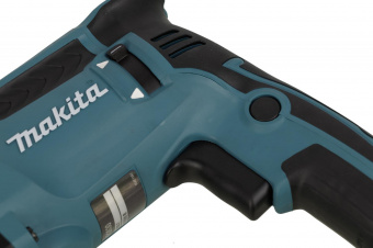 Перфоратор Makita HR2630 патрон:SDS-plus уд.:2.4Дж 800Вт (кейс в комплекте) от магазина РЭССИ