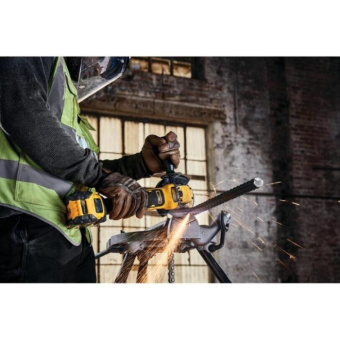 Угловая шлифмашина Dewalt 18 В XR FLEXVOLT ADVANTAGE DCG409NT-XJ от магазина РЭССИ