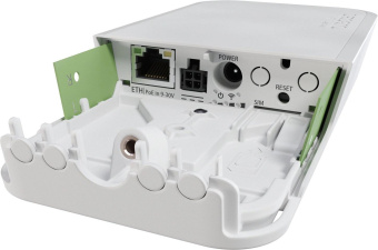 Роутер беспроводной MikroTik wAP LTE kit (2024) (WAPR-2ND&EC200A-EU) N300 10/100BASE-TX/4G cat.4 белый от магазина РЭССИ