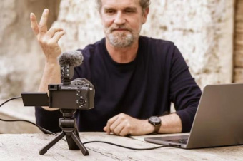 Фотоаппарат Sony Alpha 7 CR черный 62.5Mpix 3" UHD 4K WiFi NP-FZ100 от магазина РЭССИ