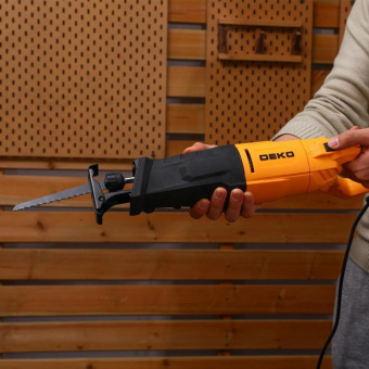 Сабельная пила Deko DKRS1300 1300Вт 2800ход/мин (085-1075) от магазина РЭССИ