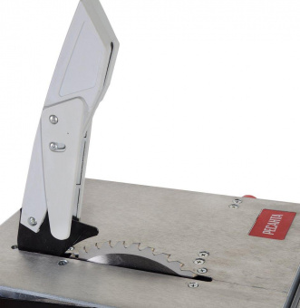 Торцовочная пила Ресанта ТП-210 К 1600Вт 5000об/мин d=210мм от магазина РЭССИ