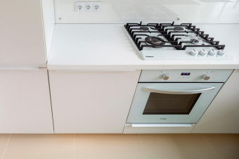 Духовой шкаф Электрический Hyundai HEO 6647 WG белый от магазина РЭССИ