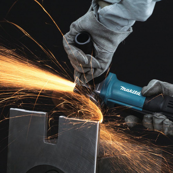 Углошлифовальная машина Makita 9558HPG 840Вт 12000об/мин рез.шпин.:M14 d=125мм от магазина РЭССИ