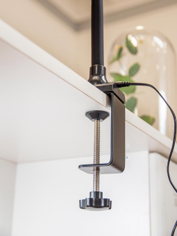 Светильник Lucia Fleksa PRO (L575) настольный на струбцине черный 9Вт от магазина РЭССИ