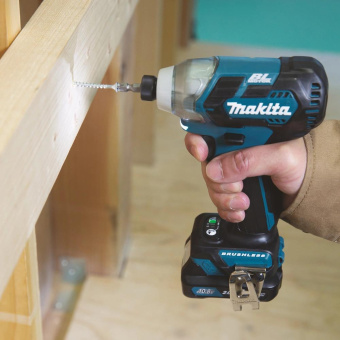 Шуруповерт Makita TD111DWAE аккум. патрон:шестигр.1/4" (кейс в комплекте) от магазина РЭССИ