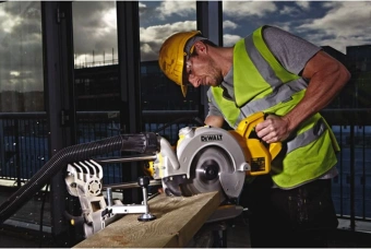 Торцовочная пила DeWalt DWS778 1850Вт 4300об/мин d=250мм от магазина РЭССИ