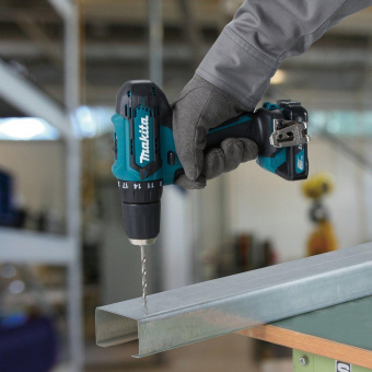Дрель-шуруповерт Makita DF333DZ аккум. патрон:быстрозажимной от магазина РЭССИ