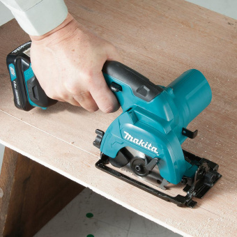 Циркулярная пила (дисковая) Makita HS301DWAE (ручная) от магазина РЭССИ