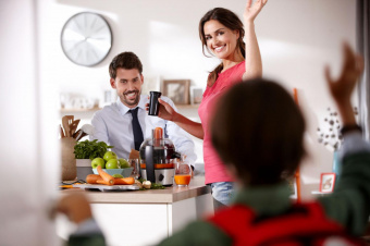 Соковыжималка центробежная Philips HR1832/00 500Вт рез.сок.:500мл. черный от магазина РЭССИ