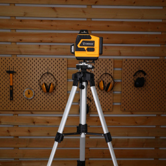 Лазерный уровень Deko DKLL16 & tripod 1 m от магазина РЭССИ
