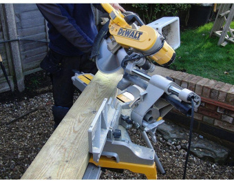 Торцовочная пила DeWalt DWS780 1675Вт 3800об/мин d=305мм от магазина РЭССИ