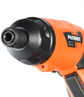 Отвертка аккум. Patriot PS 136 аккум. патрон:держатель бит 1/4" (180201303) от магазина РЭССИ