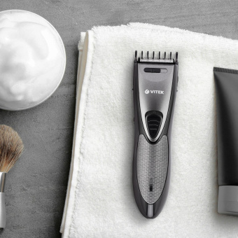 Машинка для стрижки Vitek VT-2567 графитовый 4.8Вт (насадок в компл:2шт) от магазина РЭССИ
