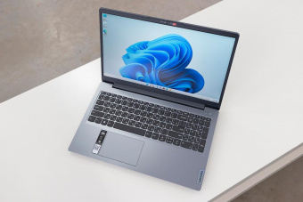 Ноутбук Lenovo IdeaPad 3 15ABA7 Ryzen 5 5625U 8Gb SSD256Gb AMD Radeon 15.6" IPS FHD (1920x1080) noOS grey WiFi BT Cam (82RN00CVRK) от магазина РЭССИ