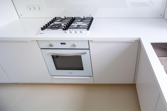 Духовой шкаф Электрический Hyundai HEO 6647 WG белый от магазина РЭССИ