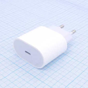 USB-C Power Adapter 20W от магазина РЭССИ