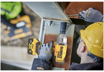 гайковерт DeWalt DCF900P2T аккум. патрон:квад.1/2" (кейс в комплекте) от магазина РЭССИ