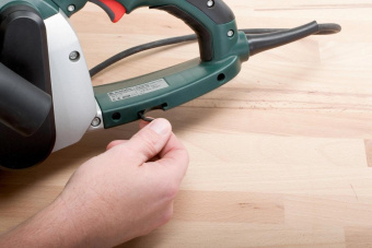 Шлифмашина ленточная Metabo BAE 75 от магазина РЭССИ