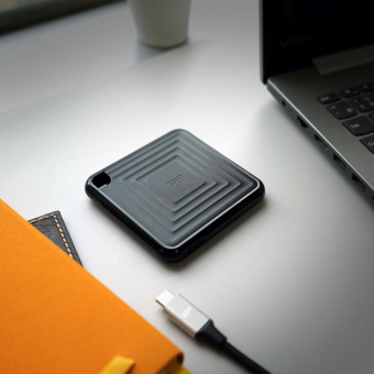 Накопитель SSD Silicon Power USB-C 2TB SP020TBPSDPC60CK PC60 1.8" черный от магазина РЭССИ