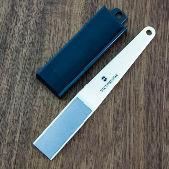 Точилка для ножей Victorinox Ceramic Line 7.8725 бежевый/черный от магазина РЭССИ