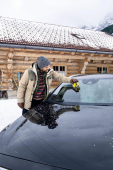 Мойщик окон Karcher EDI 4 шир.скреб.:100мм пит.:от аккум. желтый от магазина РЭССИ