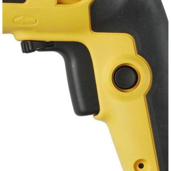 Дрель ударная DeWalt DWD024 701Вт патрон:быстрозажимной реверс от магазина РЭССИ