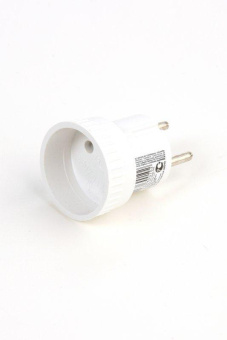 Переходник сетевой TOKER 1S от магазина РЭССИ