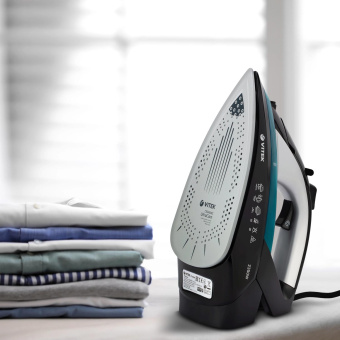 Утюг Vitek VT-8324 2300Вт черный/белый/синий от магазина РЭССИ